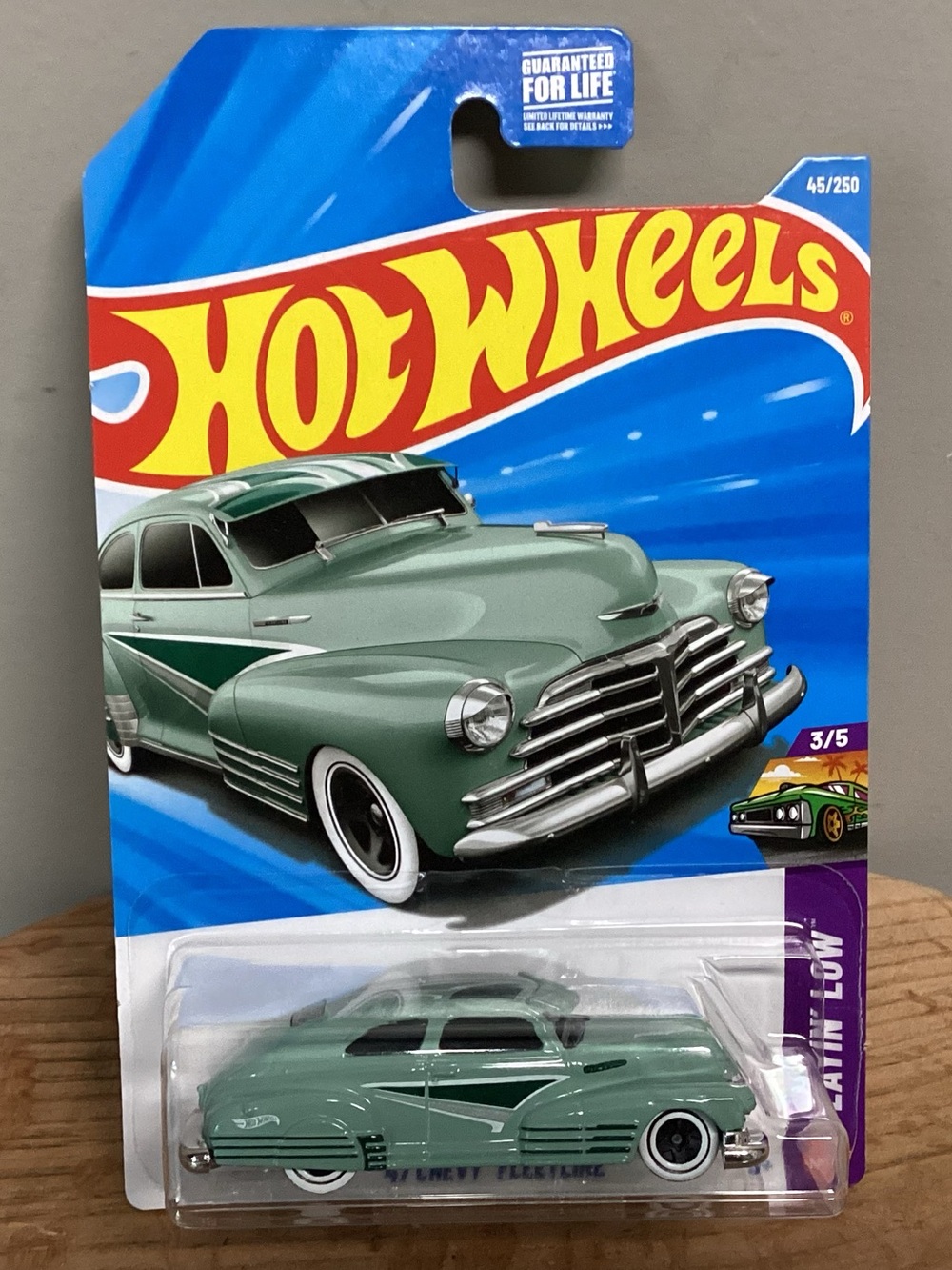 🟢 New - Hot Wheels ‘47 Chevy Fleetline - Diecast Metal - Collectible